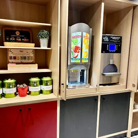 Отель Ibis Budget Ferrand Centre Montferrand Клермон-Ферран