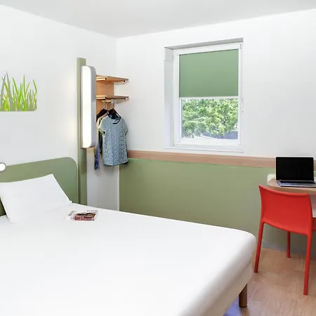 Hotel Ibis Budget Ferrand Centre Montferrand 2*