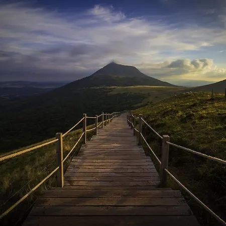 ホテル イビス バジェット クレルモンフェラン サントル モンフェラン